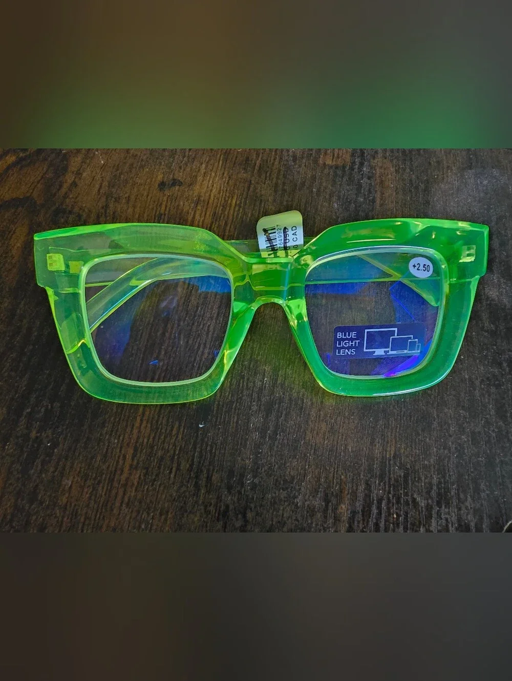 NWT! Anthropologie,Chunky Cara Blue Light Readers, Translucent Neon Green, $38